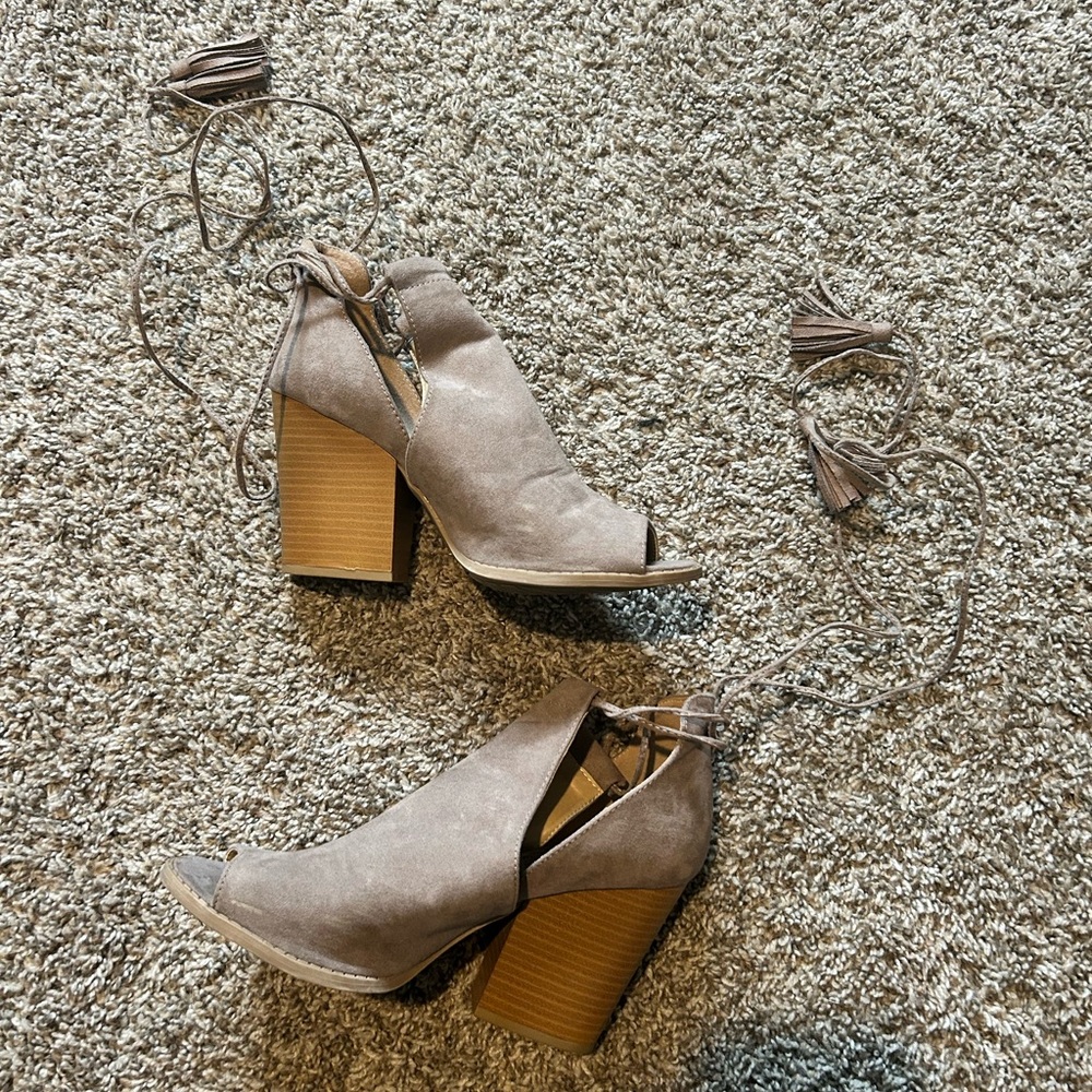 Maurice’s high heel shoes